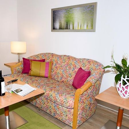 Ferienwohnungen - Boarding Wohnungen Sonnenhof Lenzing Exteriör bild